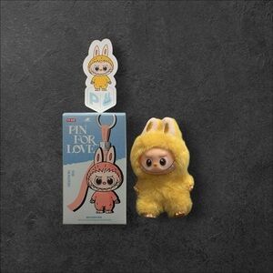 [AUTHENTIC] Pop Mart Labubu – Pin for Love Plush Pendant - “P”